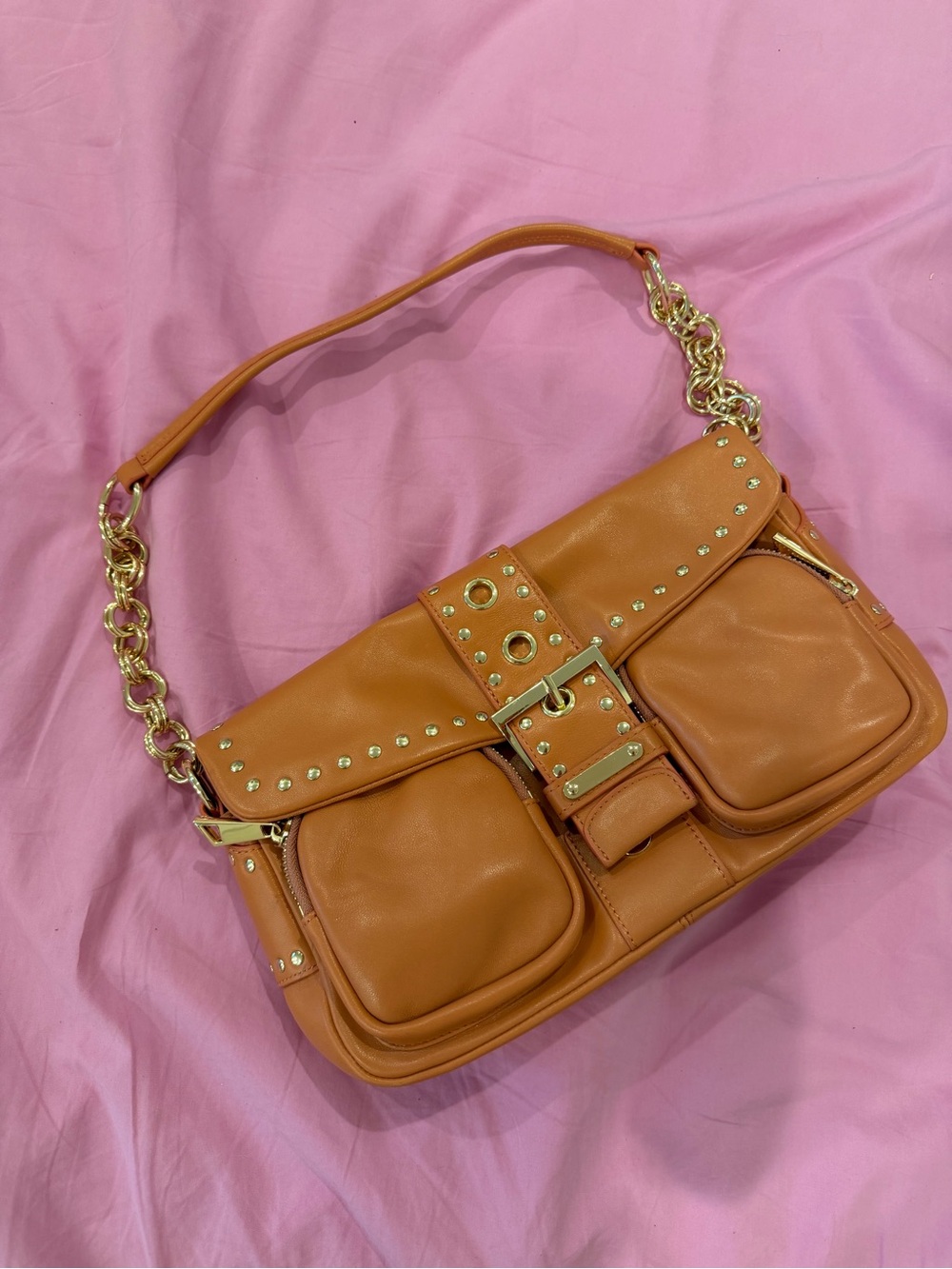 JEFFEREY CAMBELL PEACH Women’s Stud-Accent Tan Shoulder Bag with Gold Hardware